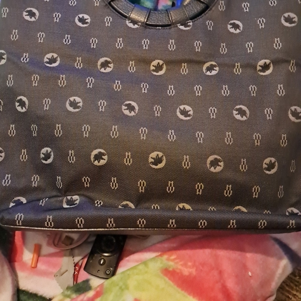 Hunting World Tote